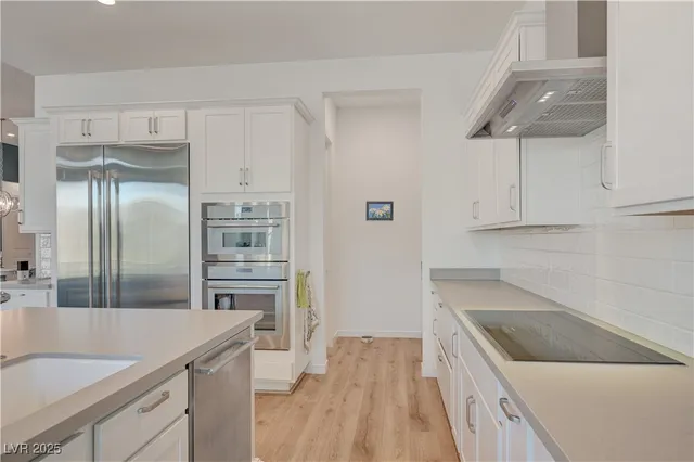 $999,000 | 3382 Creek Bend Avenue, Henderson, NV 89044