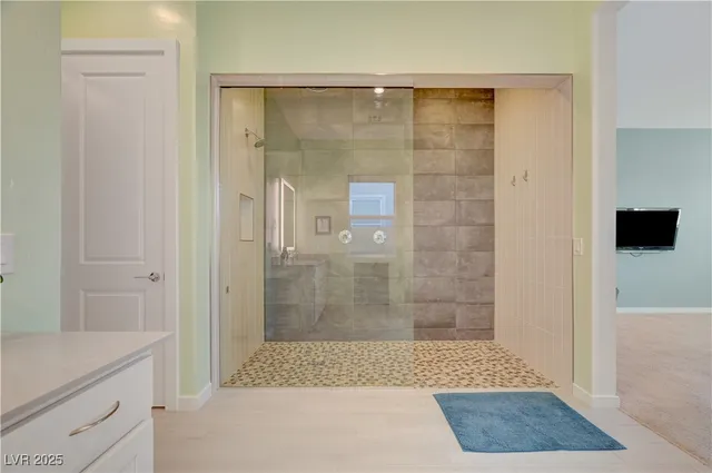 $999,000 | 3382 Creek Bend Avenue, Henderson, NV 89044