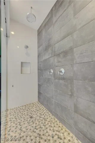 $999,000 | 3382 Creek Bend Avenue, Henderson, NV 89044