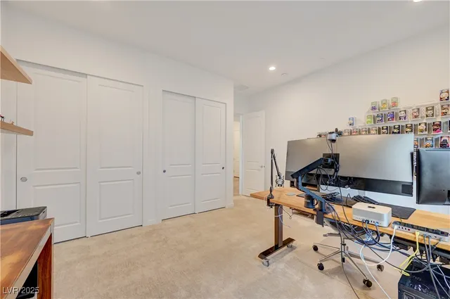 $999,000 | 3382 Creek Bend Avenue, Henderson, NV 89044