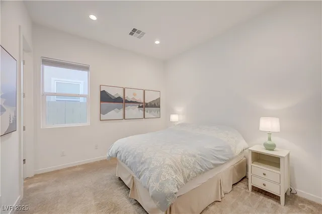 $999,000 | 3382 Creek Bend Avenue, Henderson, NV 89044