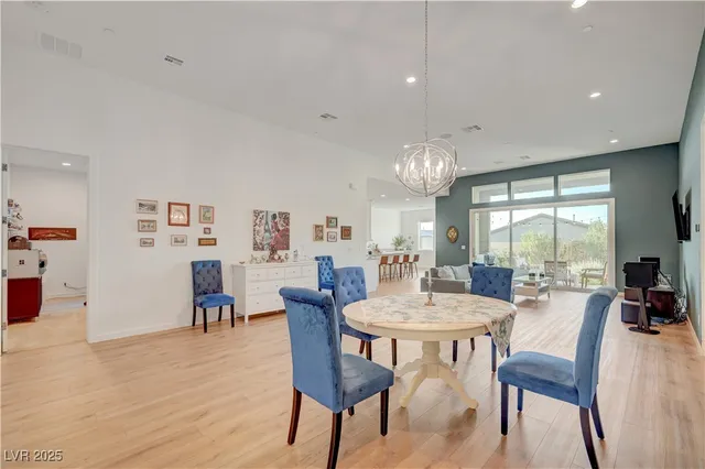 $999,000 | 3382 Creek Bend Avenue, Henderson, NV 89044