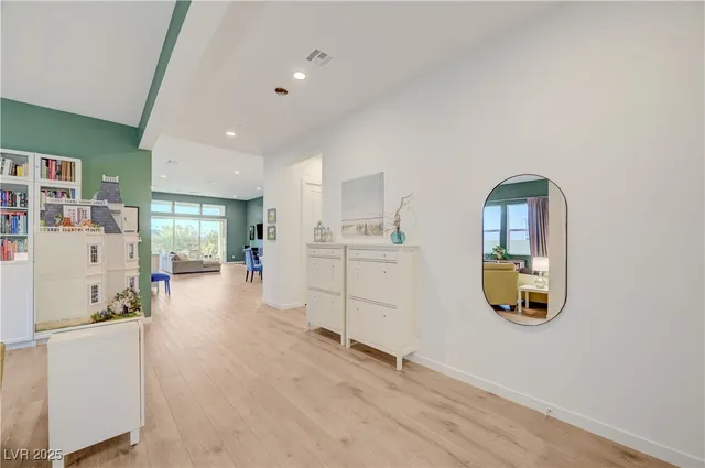 $999,000 | 3382 Creek Bend Avenue, Henderson, NV 89044