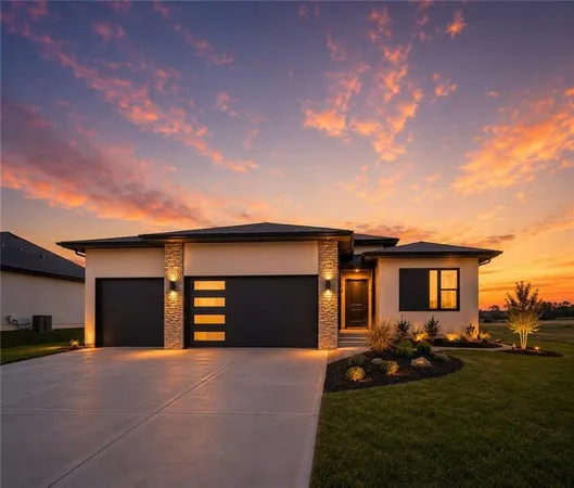 $550,000 | 1227 Larkspur Place, Raymore, MO 64083