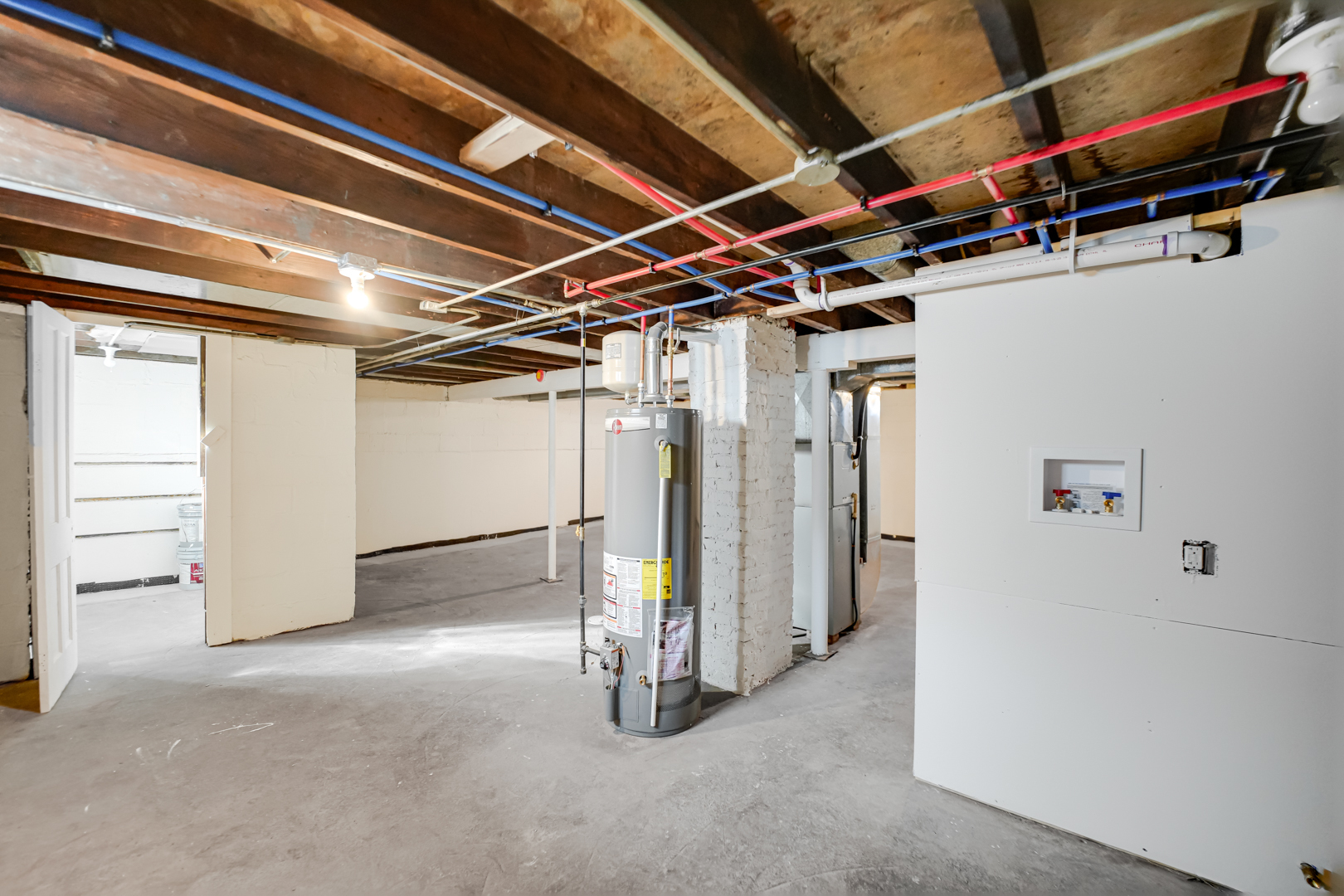 1376 Lennington Circle Northwest Kankakee, IL 60901 - Photo 15 of 16 a view of a storage room