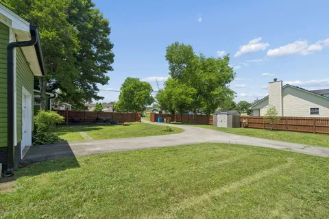 $359,000 | 300 Drake Street, Goodlettsville, TN 37072