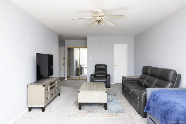 $2,500 | 84-39 153rd Avenue, Unit 5A | Lindenwood