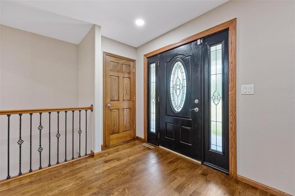 3670 Matsell Park Road Central City, IA 52214 - Photo 4 of 48 Gallery Image 4