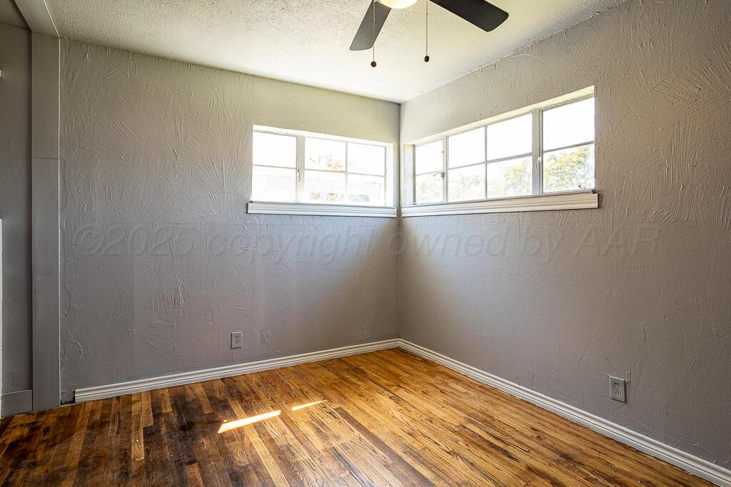 4103 Bowie Street Amarillo, TX 79110 - Photo 12 of 21 Bedroom 2