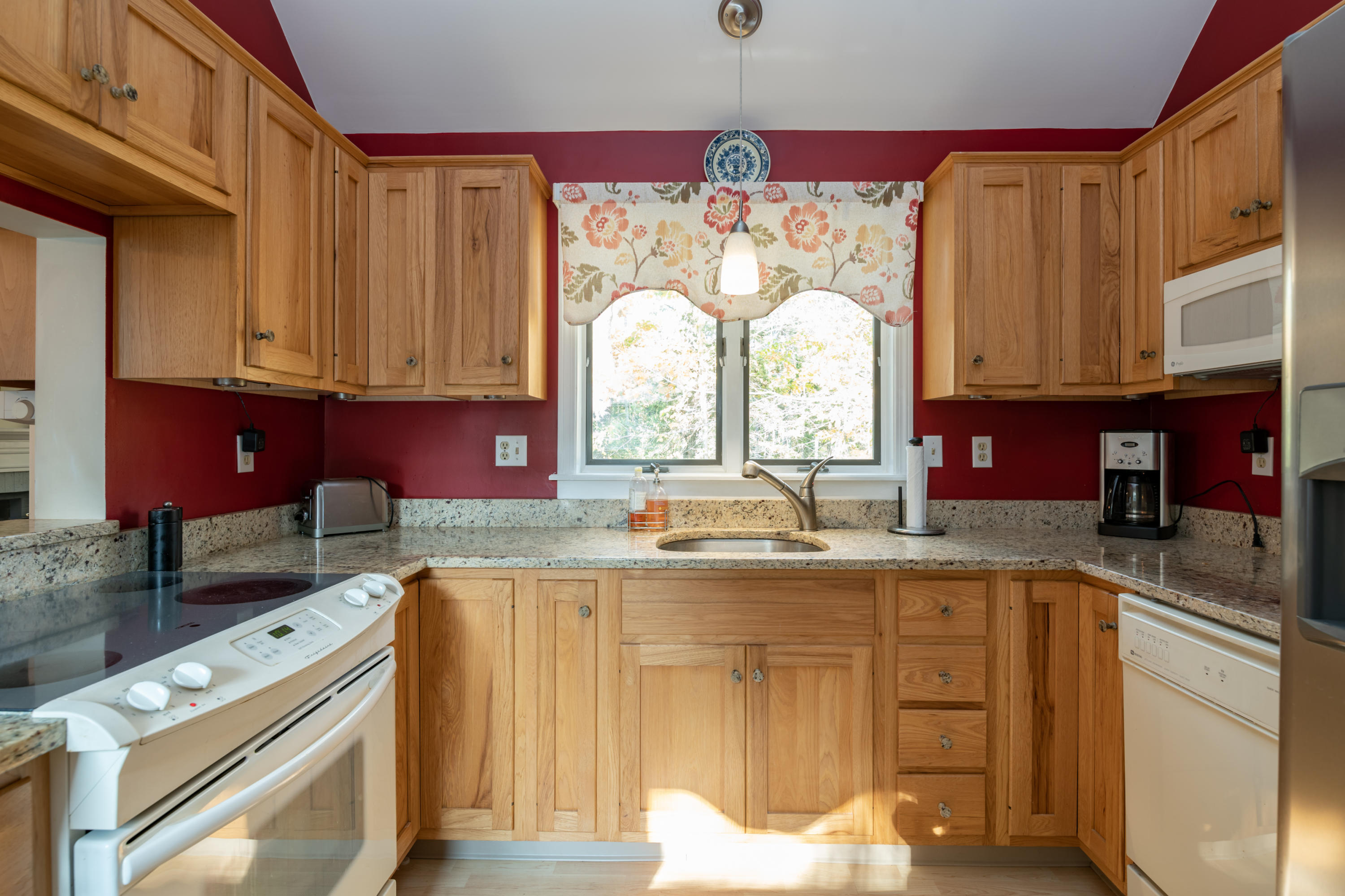 10 Cluf Bay Road, Unit 10 Brunswick, ME 04011 - Photo 14 of 34 10 Cluf Bay-30