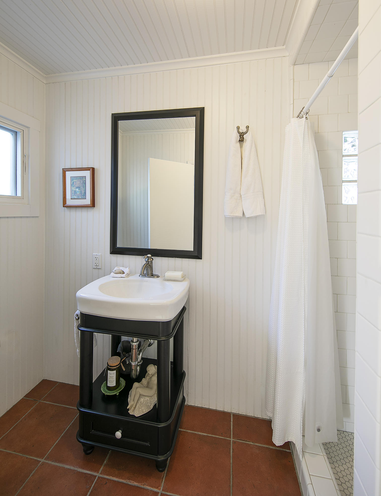 839 Mission Canyon Road Santa Barbara, CA 93105 - Photo 11 of 22 Bathroom #2