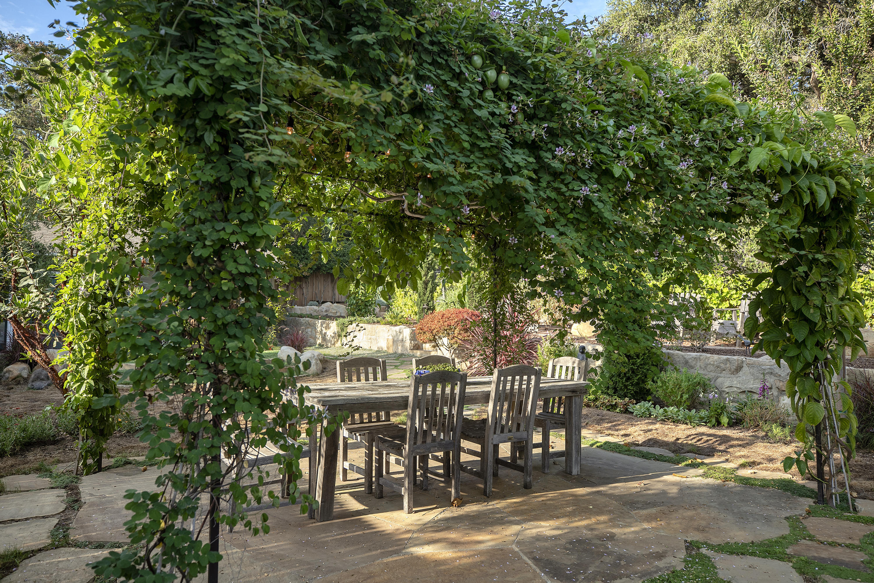 839 Mission Canyon Road Santa Barbara, CA 93105 - Photo 13 of 22 Outdoor dining