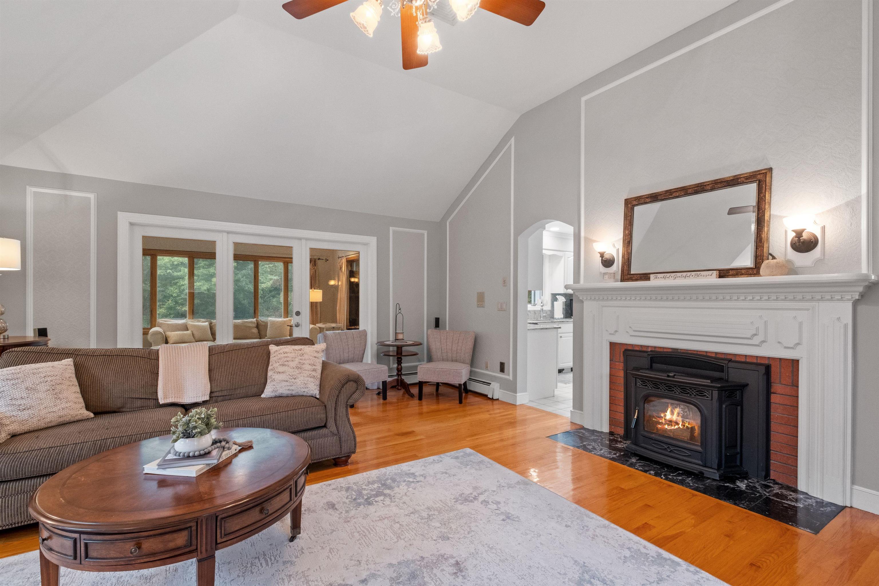 29 Spring Street Pelham, NH 03076 - Photo 9 of 60 Gallery Image 9