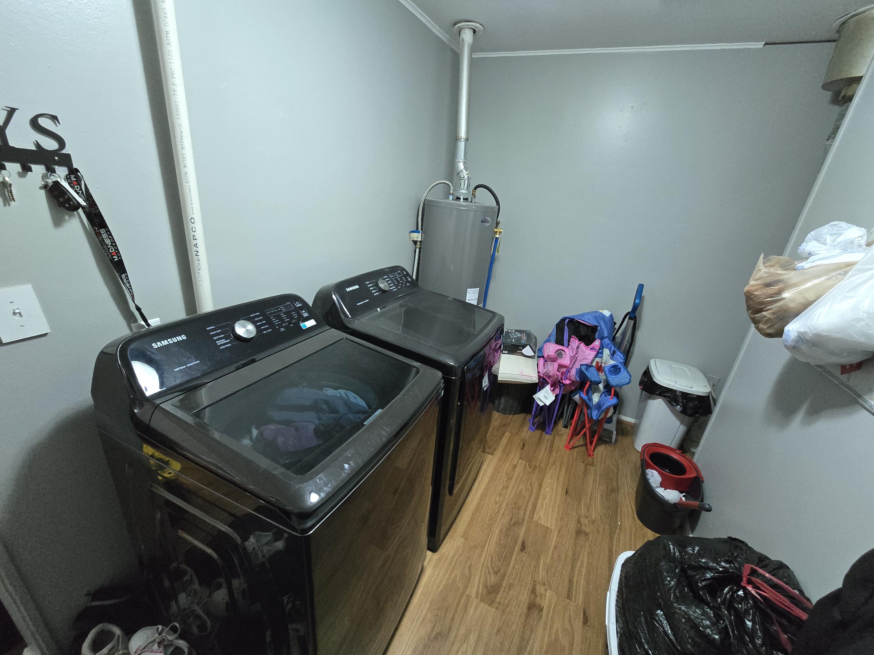 1909 Minnie Street Port Huron, MI 48060 - Photo 16 of 24 20260121_183407