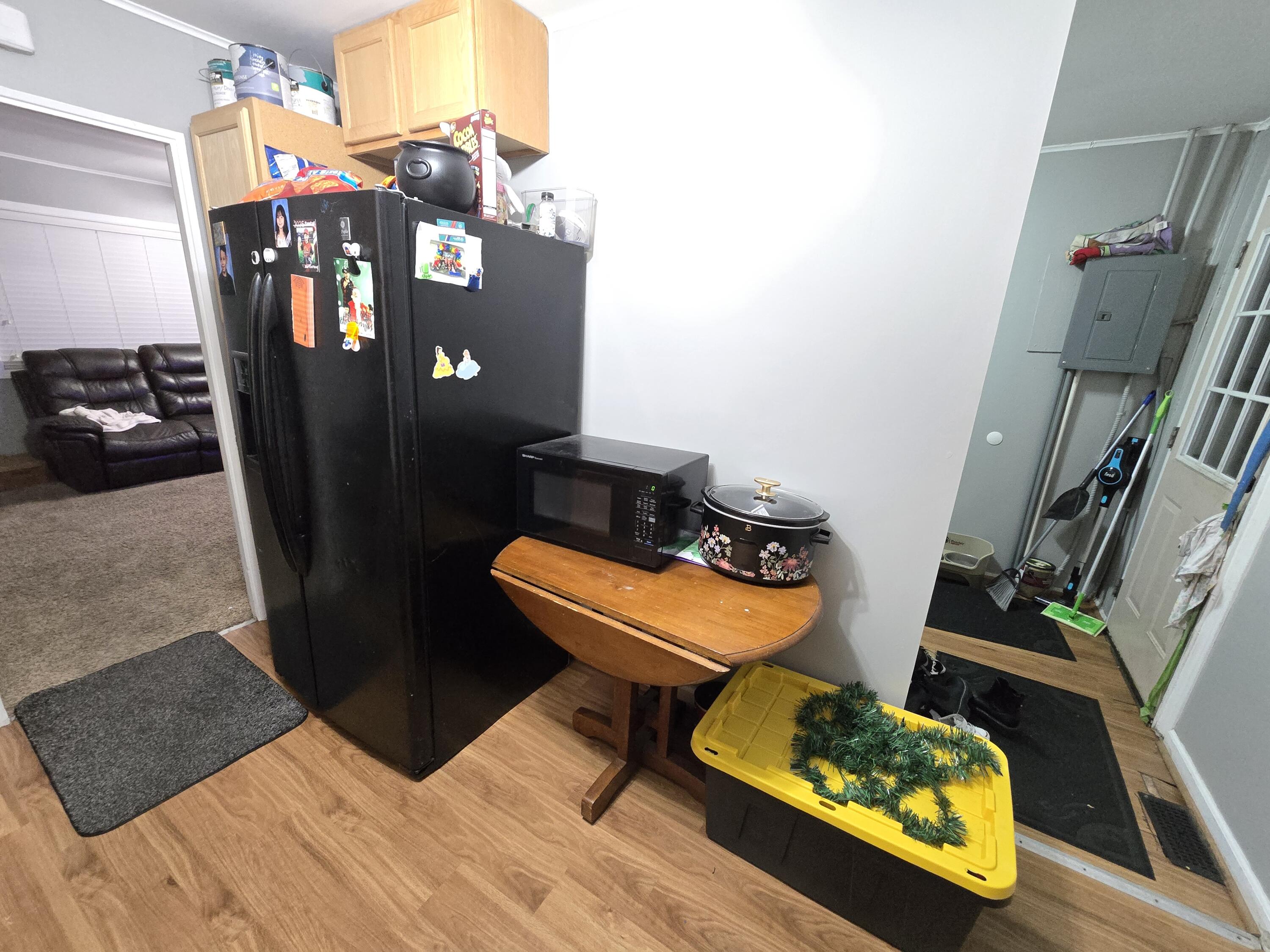 1909 Minnie Street Port Huron, MI 48060 - Photo 8 of 24 20260121_183357