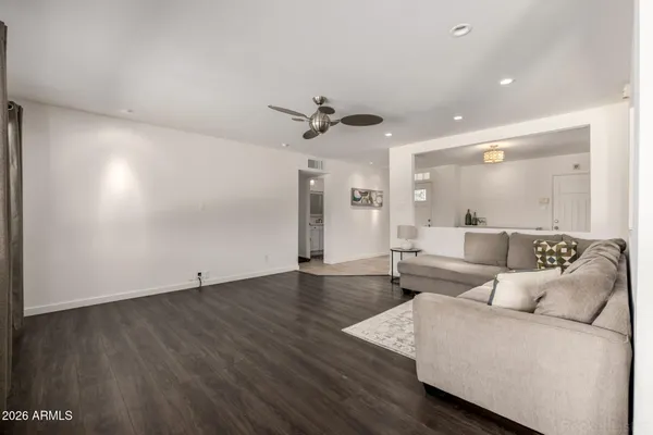 $3,500 | 9832 North 29th Street, Phoenix, AZ 85028