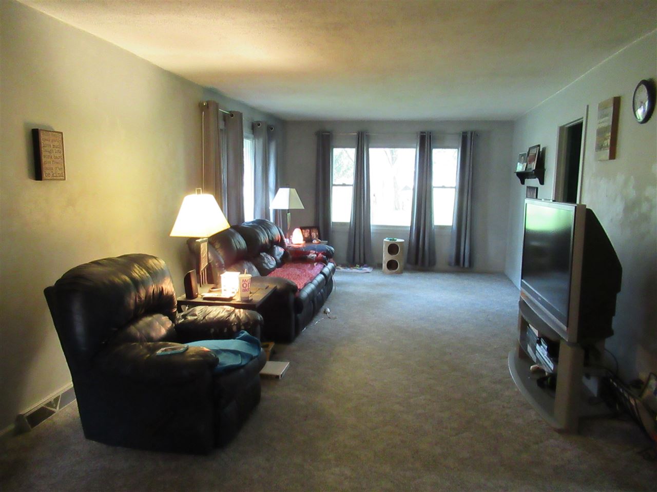3059 North Seymour Road Flushing, MI 48433 - Photo 9 of 34 50018950-8.JPG