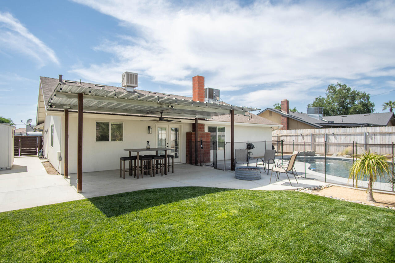 421 Katelyn Court Exeter, CA 93221 - Photo 18 of 21 DSC01348