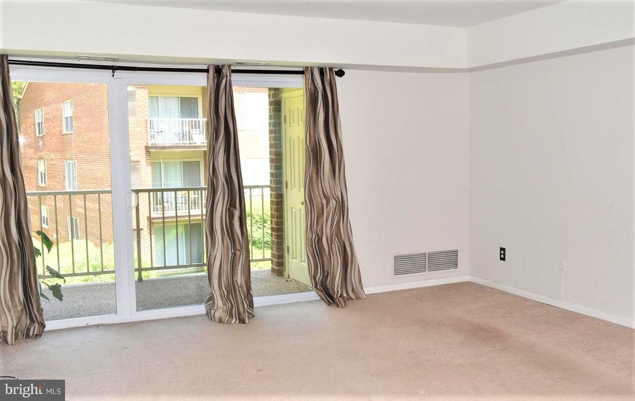 448 Drummers Lane Wayne, PA 19087 - Photo 6 of 17