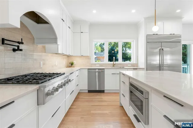 $1,690,000 | 204 Woodland Road, New Milford, NJ 07646