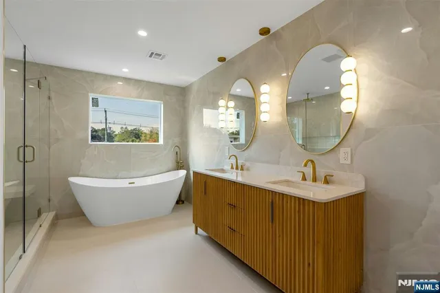 $1,690,000 | 204 Woodland Road, New Milford, NJ 07646