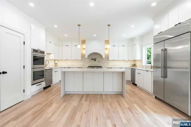 $1,690,000 | 204 Woodland Road, New Milford, NJ 07646