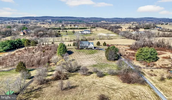 $1,289,000 | 15371 Limestone School Road, Leesburg, VA 20176