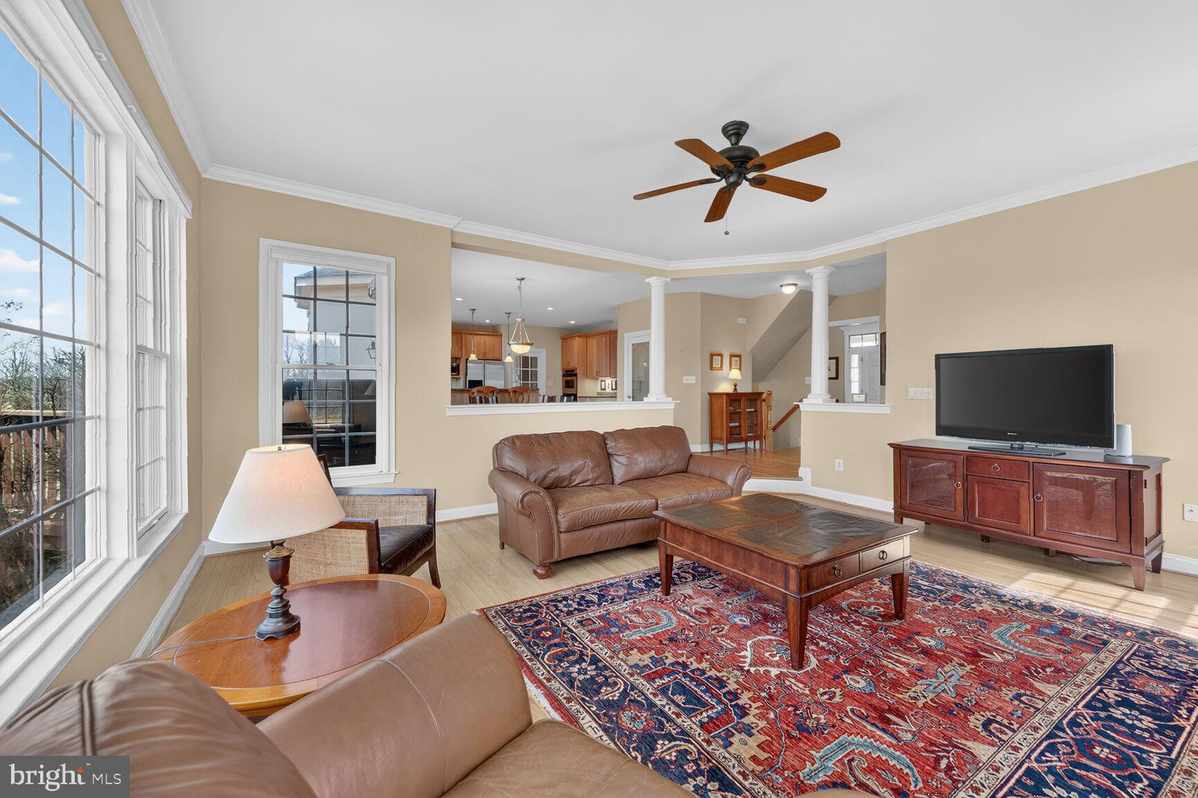 15371 Limestone School Road Leesburg, VA 20176 - Photo 24 of 54 Spacious living area with natural light.