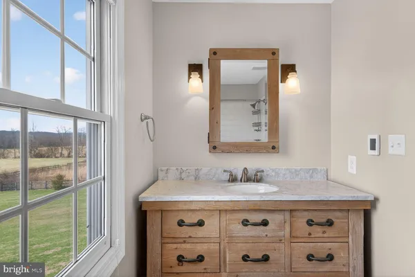 $1,289,000 | 15371 Limestone School Road, Leesburg, VA 20176