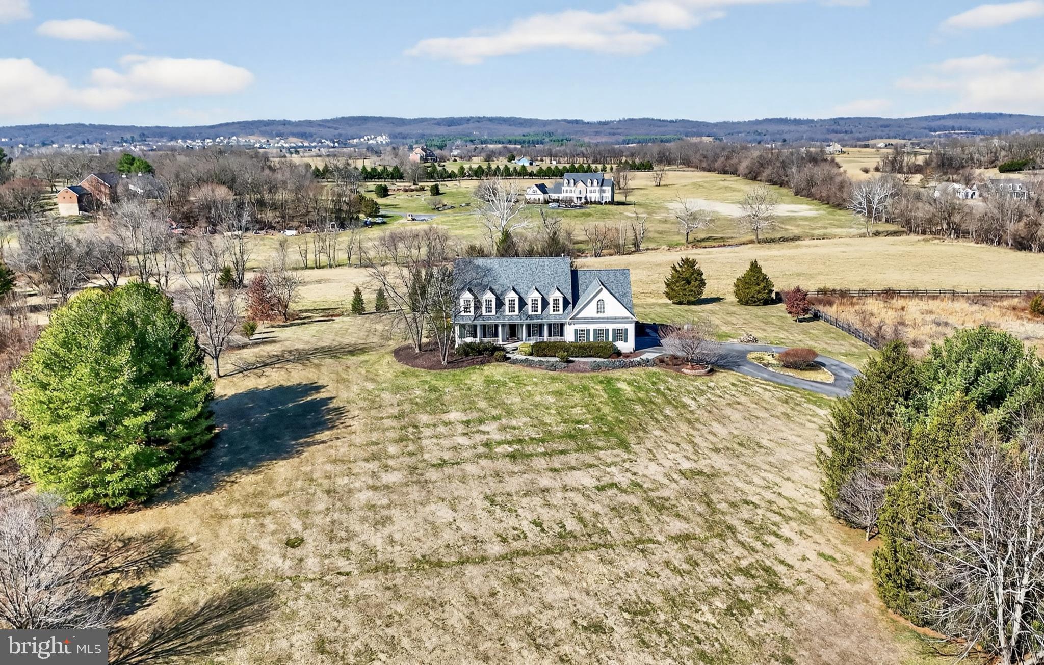 15371 Limestone School Road Leesburg, VA 20176 - Photo 3 of 54 Spacious home nestled in serene countryside.