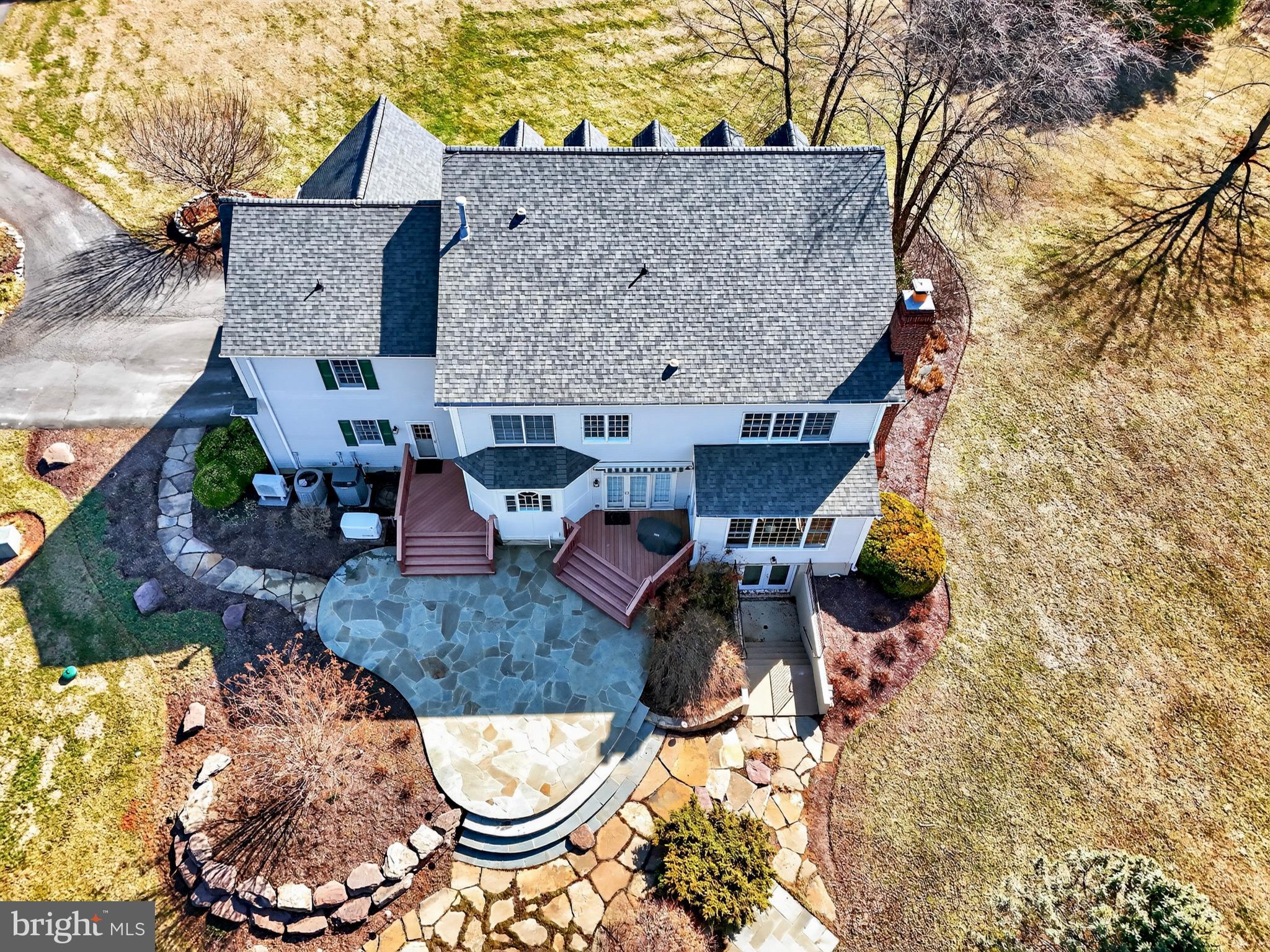 15371 Limestone School Road Leesburg, VA 20176 - Photo 4 of 54 Charming home with elegant stone patio.