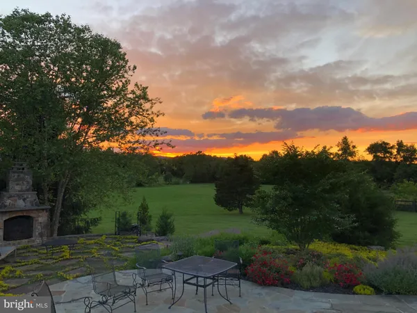 $1,289,000 | 15371 Limestone School Road, Leesburg, VA 20176