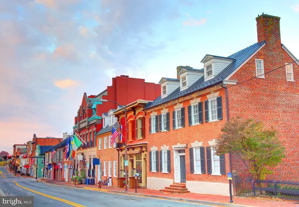 $1,289,000 | 15371 Limestone School Road, Leesburg, VA 20176