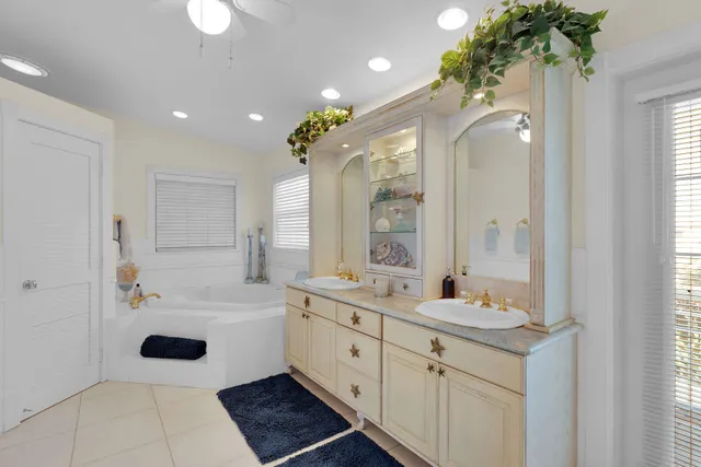 $4,650,000 | 153 Stromboli Drive, Islamorada, FL 33036