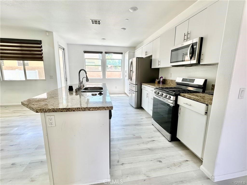 7844 Marbil Lane Riverside, CA 92504 - Photo 5 of 21 Gallery Image 5