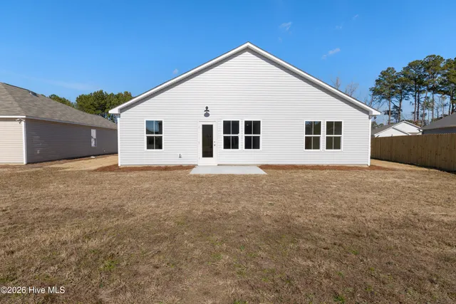 $1,800 | 143 Maymont Street Northwest, Supply, NC 28462