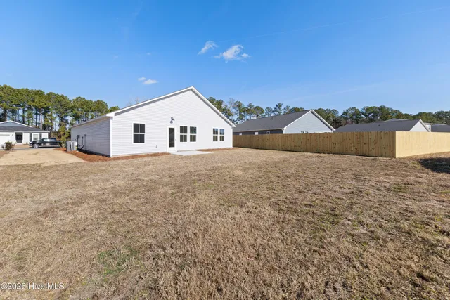 $1,800 | 143 Maymont Street Northwest, Supply, NC 28462