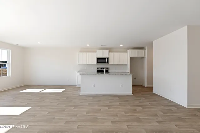 $1,800 | 143 Maymont Street Northwest, Supply, NC 28462