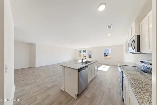 $1,800 | 143 Maymont Street Northwest, Supply, NC 28462