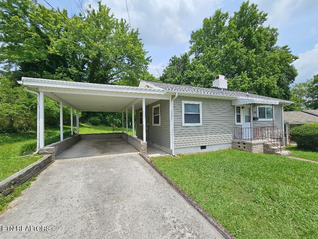 132 Utah Avenue Oak Ridge, TN 37830 - Photo 2 of 25