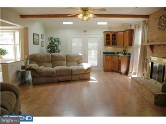 1080 Grenoble Road Warminster, PA 18974 - Photo 7 of 25 Family Room