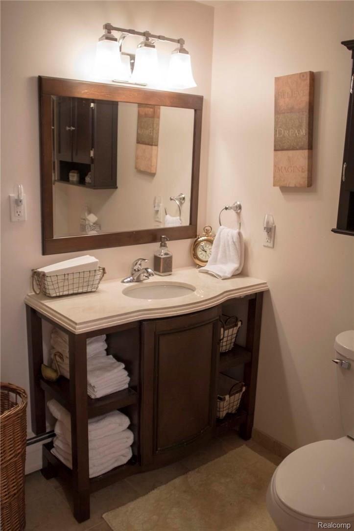 760 Wilwood Road Rochester, MI 48309 - Photo 13 of 20 092a.jpg