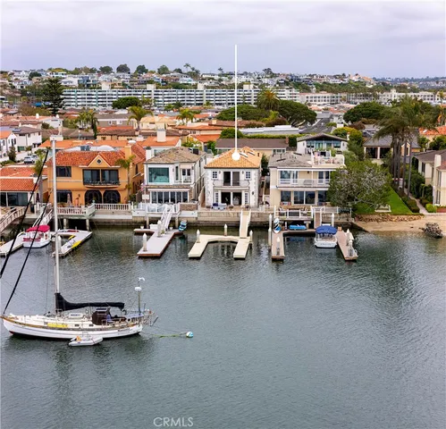 $10,695,000 | 339 Via Lido Soud, Newport Beach, CA 92663