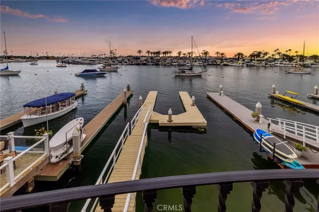 $10,695,000 | 339 Via Lido Soud, Newport Beach, CA 92663