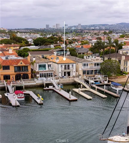 $10,695,000 | 339 Via Lido Soud, Newport Beach, CA 92663