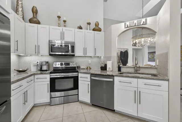 $9,000 | 2802 Sabal Palm Lane, Palm Beach Gardens, FL 33418