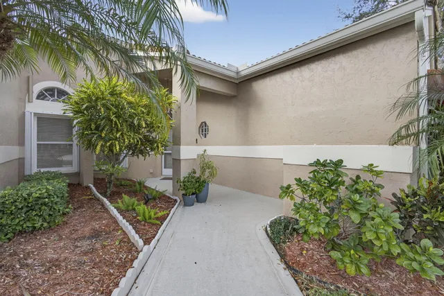 $9,000 | 2802 Sabal Palm Lane, Palm Beach Gardens, FL 33418