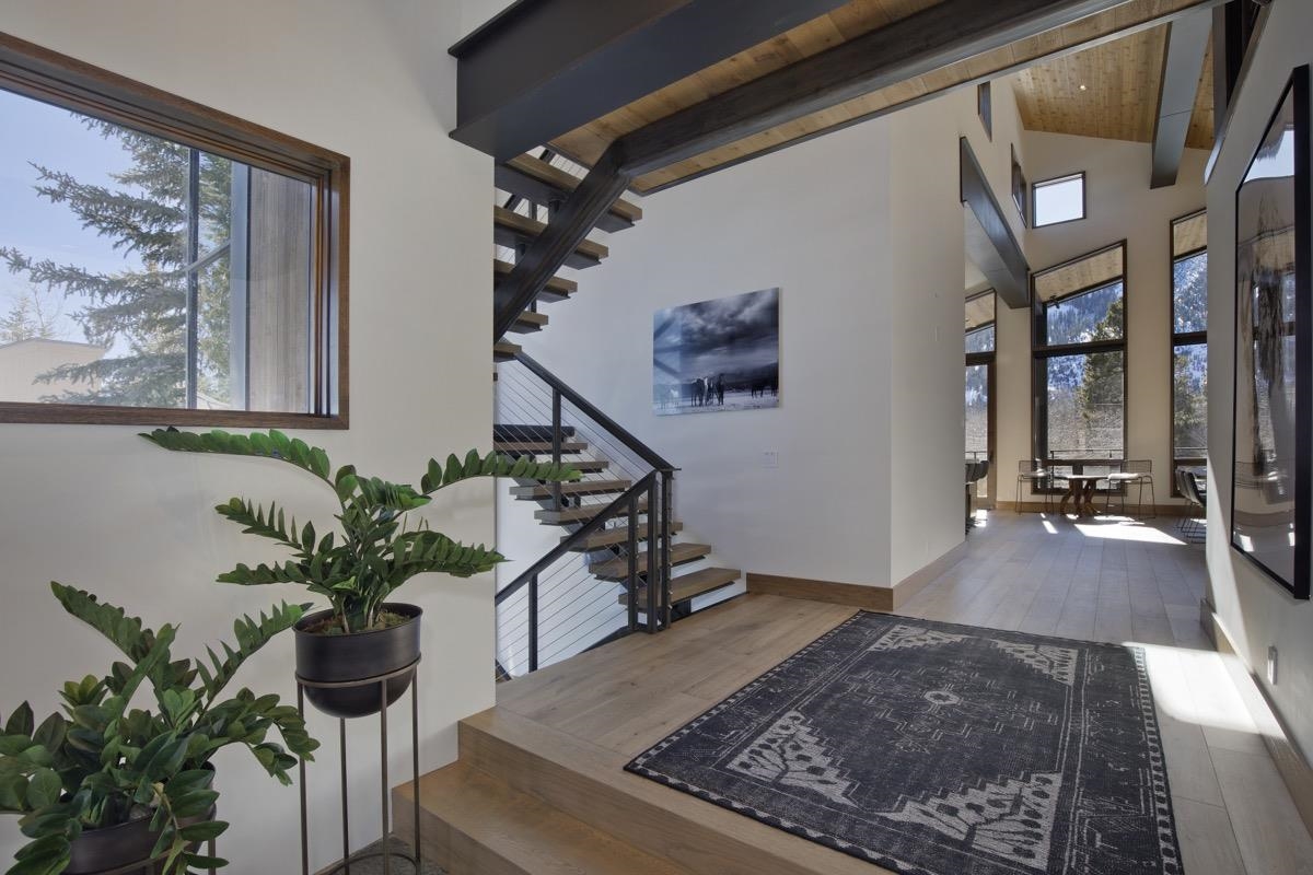 451 Ranch Road Mammoth Lakes, CA 93546 - Photo 11 of 48 Gallery Image 11