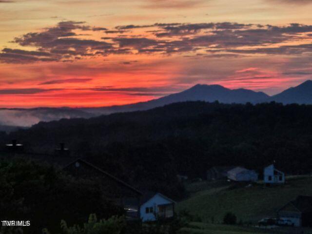 Lot 8 Cozy Road, Unit 8 Newport, TN 37821 - Photo 1 of 14 Sunrise