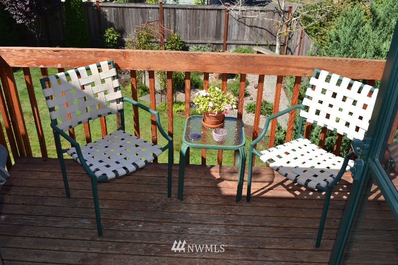 3005 200th Place Southeast Bothell, WA 98012 - Photo 7 of 8 Gallery Image 7